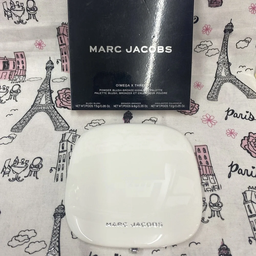 Marc Jacobs O!Mega X Three Powder Blush‎ Highlight Palette Tan-Tastic Glo
